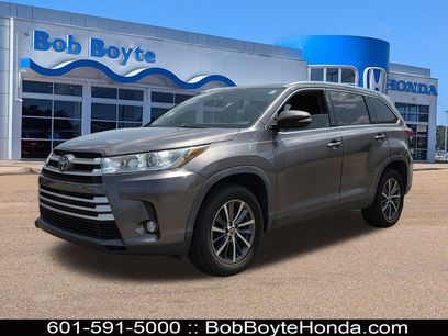 Used 2019 Toyota Highlander XLE