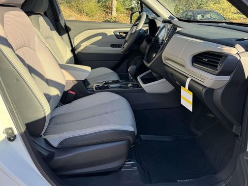 Used 2026 Subaru Forester Premium AWD/4WD image 10