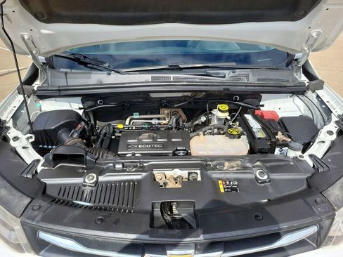 Used 2017 Chevrolet Trax LS w/ LPO, Cargo Package image 28