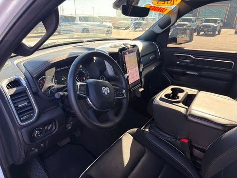 Used 2025 RAM 1500 Laramie AWD/4WD image 11