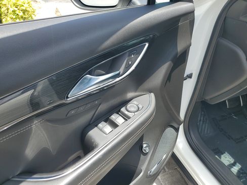 Used 2023 Buick Envision Essence w/ Technology Package I FWD image 19