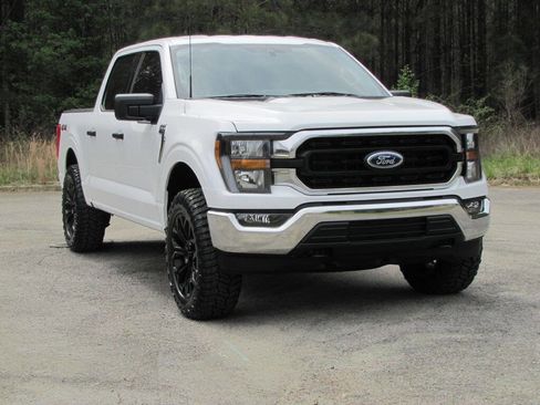 Used 2023 Ford F150 XLT w/ Equipment Group 301A Mid image 9