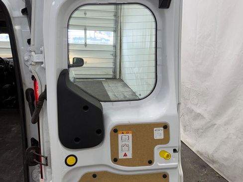 Used 2023 Ford Transit Connect XL w/ Trailer Tow Package image 6