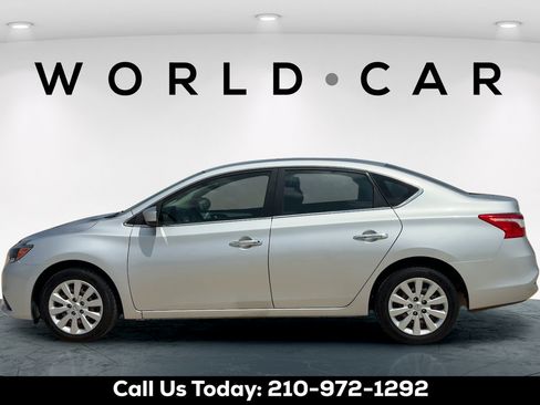 Used 2019 Nissan Sentra S FWD image 11