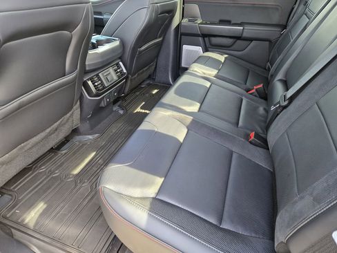 Used 2025 Ford F150 Raptor AWD/4WD image 30