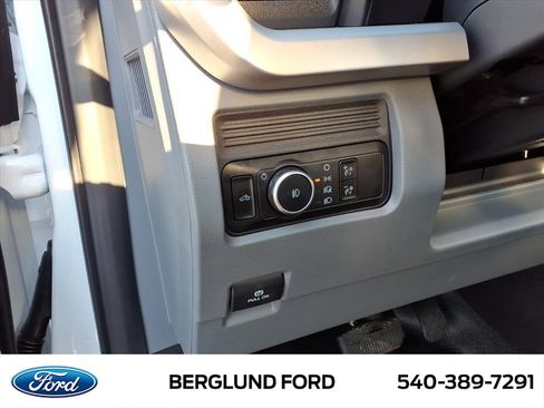 New 2026 Ford F550 4x4 Regular Cab Super Duty image 13