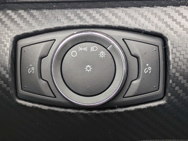 Used 2016 Ford Mustang Coupe RWD image 24
