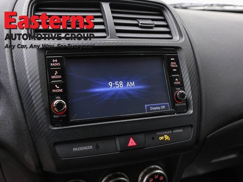 Used 2023 Mitsubishi Outlander Sport ES AWD/4WD image 18