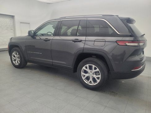 Used 2022 Jeep Grand Cherokee Limited RWD image 3