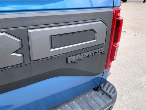Used 2019 Ford F150 Raptor w/ Equipment Group 802A Luxury AWD/4WD image 10