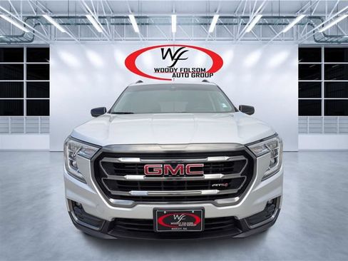 Used 2022 GMC Terrain AT4 w/ LPO, Floor Liner Package AWD/4WD image 33