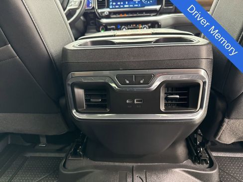 Used 2024 Chevrolet Silverado 1500 High Country w/ High Country Premium Package image 14