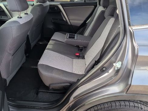 Used 2014 Toyota RAV4 LE image 12