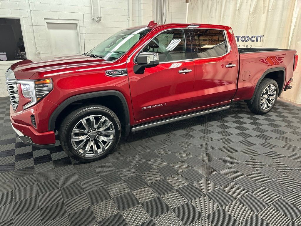 Used 2024 GMC Sierra 1500 Denali w/ Denali Reserve Package AWD/4WD image 5