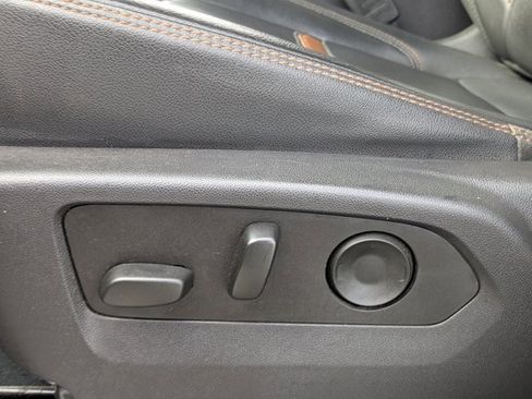 Used 2024 GMC Sierra 1500 AT4 w/ AT4 Premium Package image 39