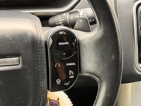 Used 2018 Land Rover Range Rover HSE image 13