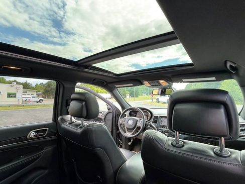 Used 2015 Jeep Grand Cherokee Limited w/ Luxury Group II RWD image 40