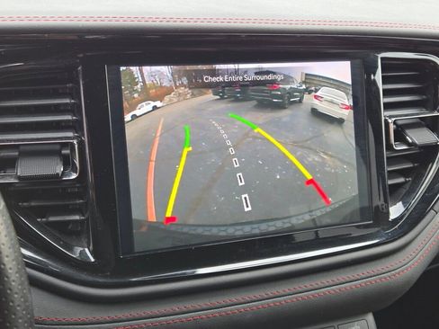 Used 2024 Dodge Durango GT image 33