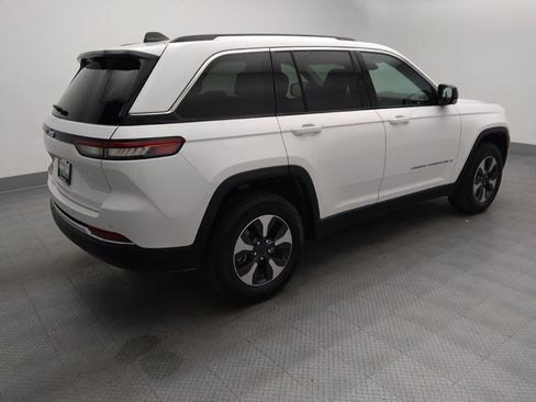 Used 2022 Jeep Grand Cherokee Limited 4xe w/ Luxury Tech Group II AWD/4WD image 10