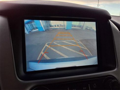 Used 2016 GMC Yukon SLE w/ HD Trailering Package image 7