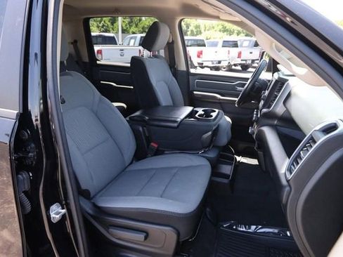 Used 2020 RAM 1500 Big Horn AWD/4WD image 24