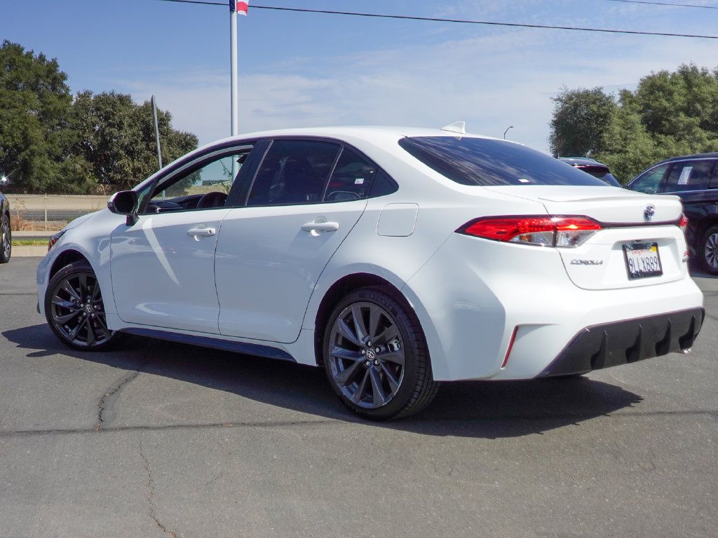 Used 2024 Toyota Corolla SE FWD image 9