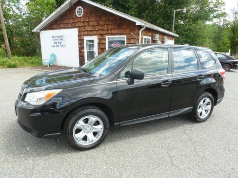 Used 2016 Subaru Forester 2.5i AWD/4WD image 1