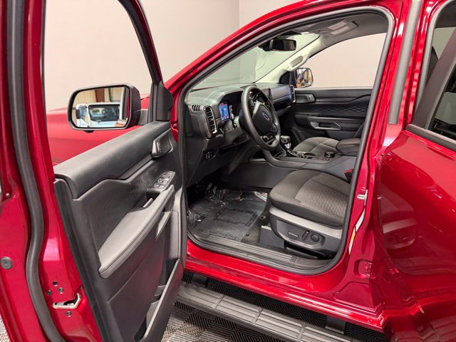 Used 2025 Ford Ranger XLT w/ Equipment Group 301A High AWD/4WD image 14