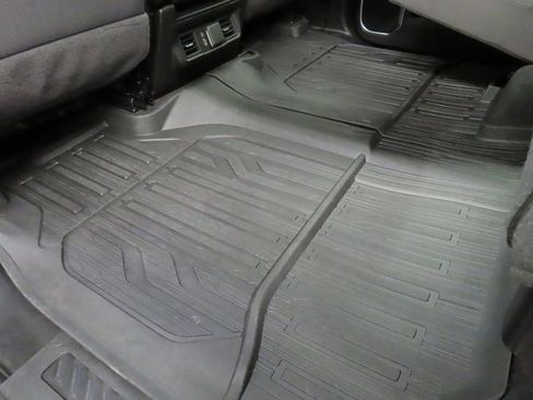 Used 2024 GMC Sierra 1500 SLE w/ X31 Off-Road Package image 54