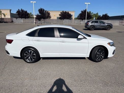 Used 2024 Volkswagen Jetta S FWD image 4