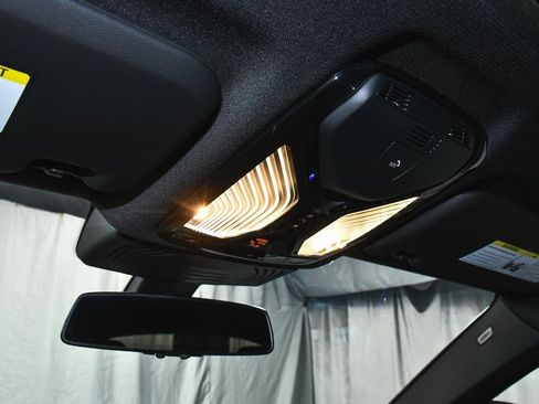 Used 2024 BMW X4 M40i w/ Premium Package image 45