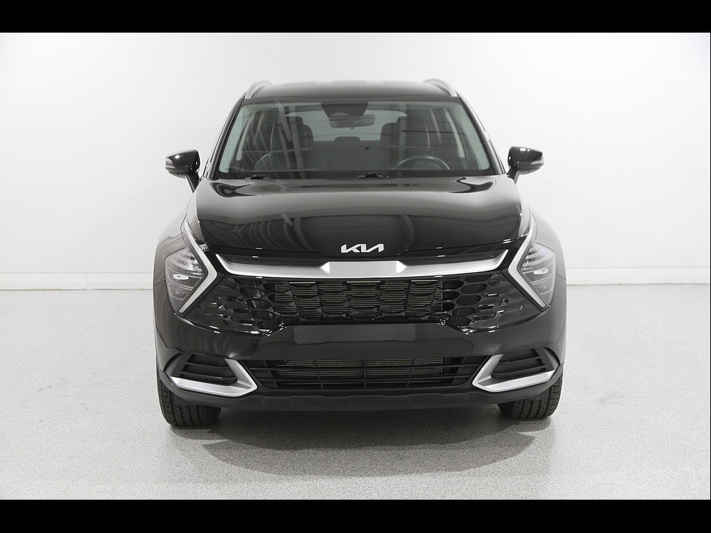 Used 2025 Kia Sportage EX AWD/4WD image 2
