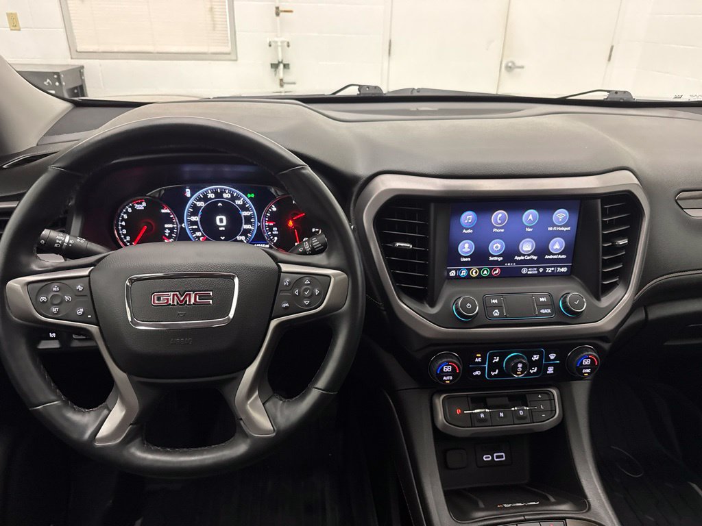 Used 2023 GMC Acadia AT4 w/ Technology Package AWD/4WD image 17