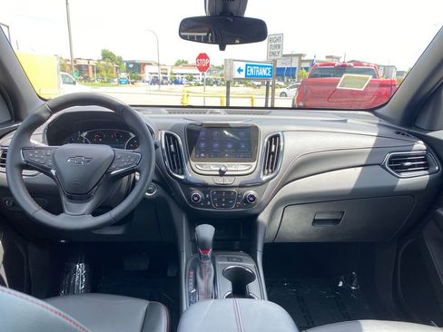 Used 2024 Chevrolet Equinox RS w/ RS Leather Package AWD/4WD image 12