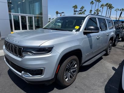 Used 2024 Jeep Wagoneer L Series II w/ Flexible Seating Group