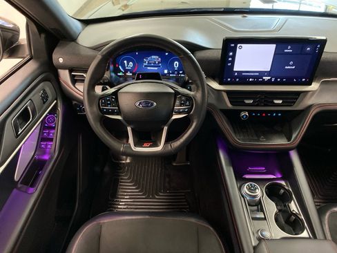 Certified 2025 Ford Explorer ST image 13