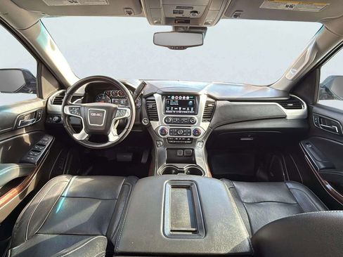 Used 2019 GMC Yukon XL SLT w/ Open Road Package image 12