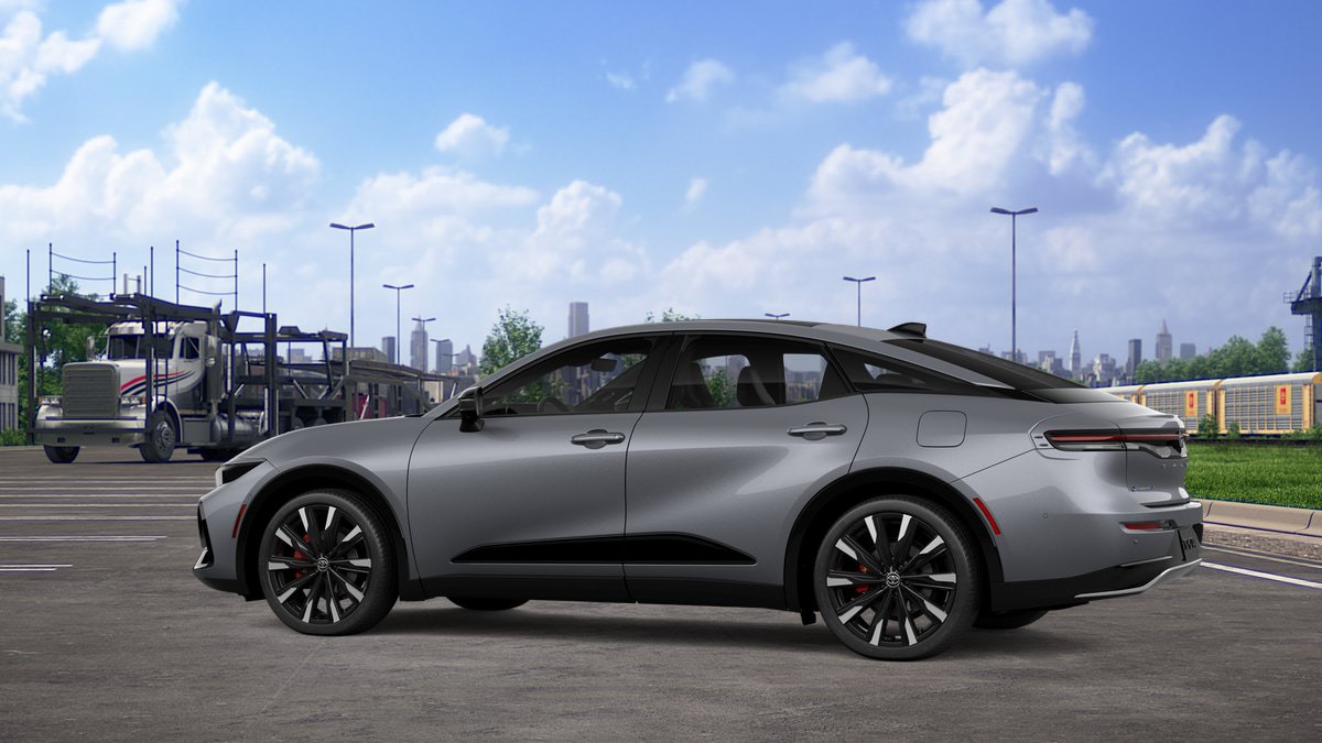 New 2027 Toyota Crown Platinum AWD/4WD image 5