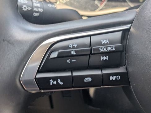 Used 2024 MAZDA MAZDA3 s image 22