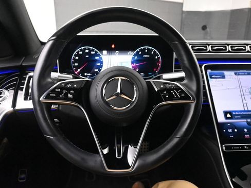 Used 2023 Mercedes-Benz S 500 4MATIC w/ AMG Line image 33