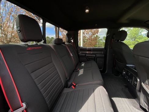 Used 2018 Ford F150 XLT w/ Equipment Group 302A Luxury image 32