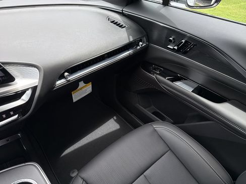 New 2026 Cadillac Lyriq Sport RWD image 17