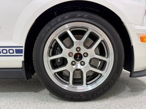 Used 2007 Ford Mustang Shelby GT500 RWD image 27