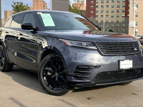 Certified 2026 Land Rover Range Rover Velar Dynamic SE AWD/4WD image 2