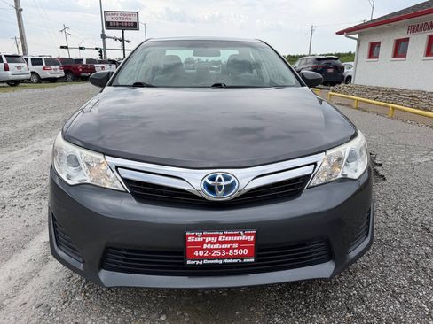 Used 2014 Toyota Camry LE FWD image 8