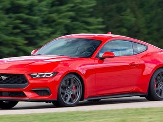 Used 2024 Ford Mustang Convertible video 1