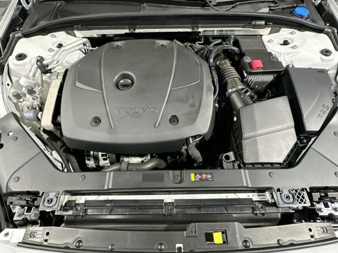 Used 2020 Volvo S60 T6 Momentum image 39
