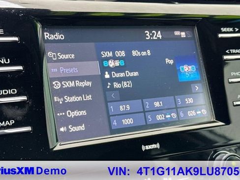 Certified 2020 Toyota Camry SE image 31