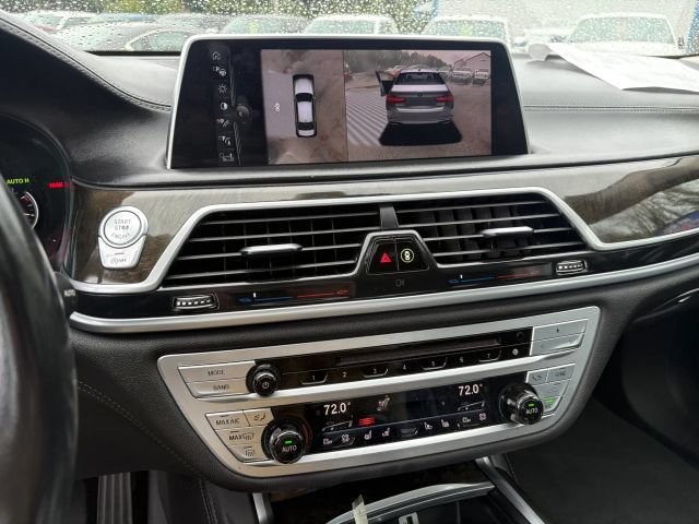 Used 2017 BMW 750i xDrive AWD/4WD image 25