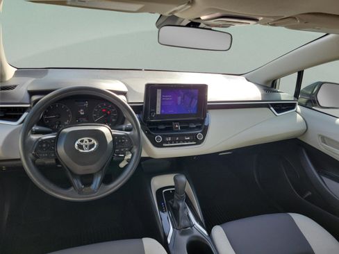 Used 2023 Toyota Corolla LE FWD image 15